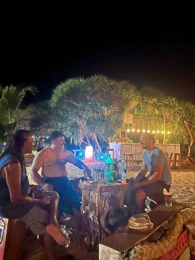 Surfing Beach Nilaveli Trincomalee Ngoại thất bức ảnh