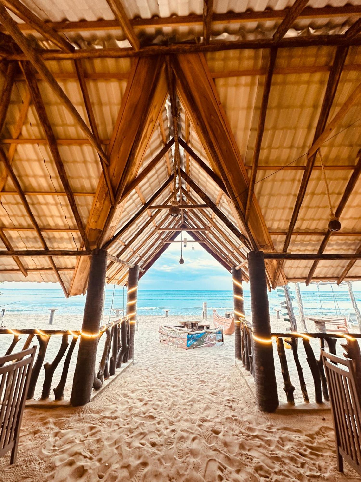 Surfing Beach Nilaveli Trincomalee Ngoại thất bức ảnh