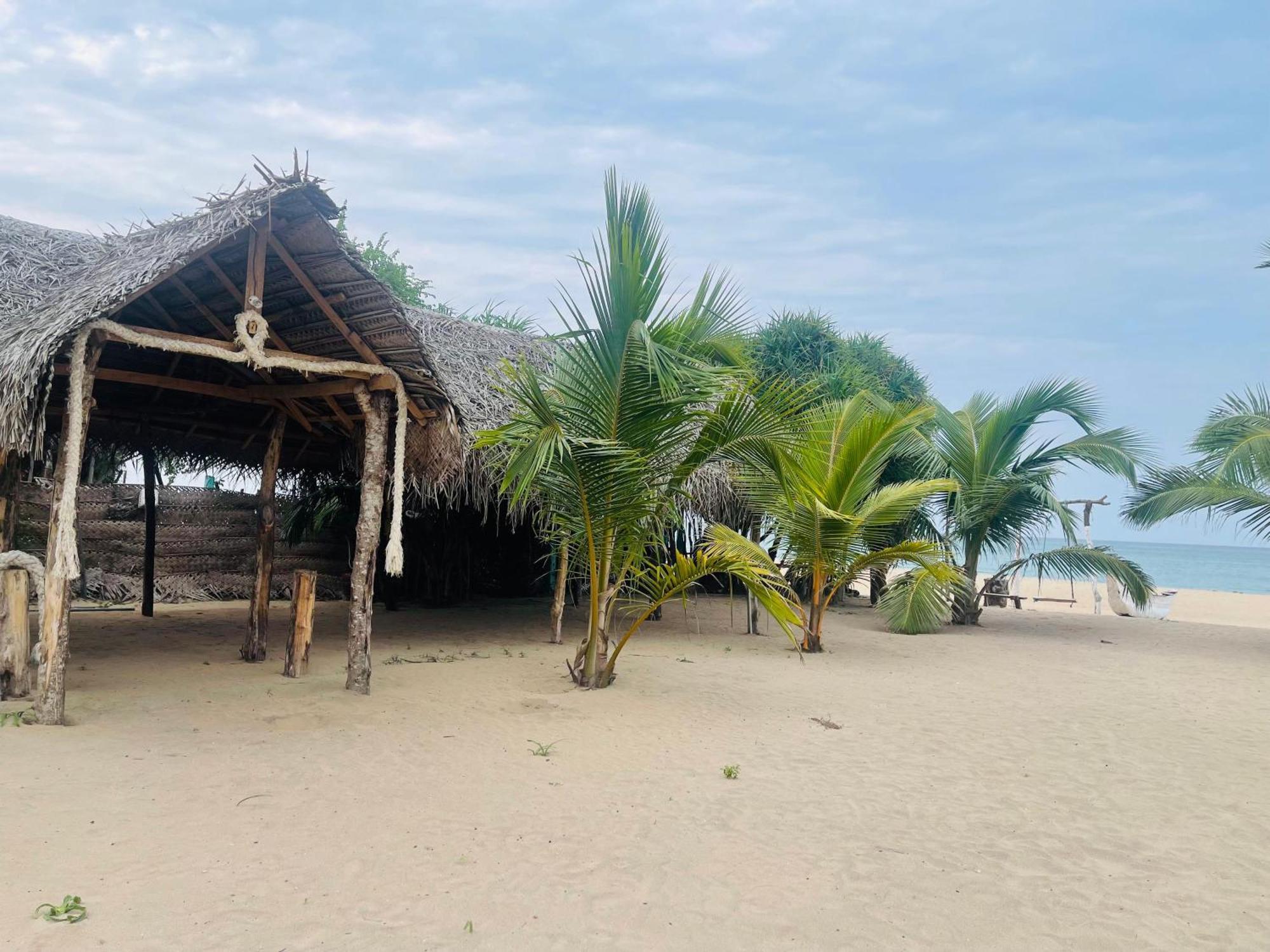 Surfing Beach Nilaveli Trincomalee Ngoại thất bức ảnh